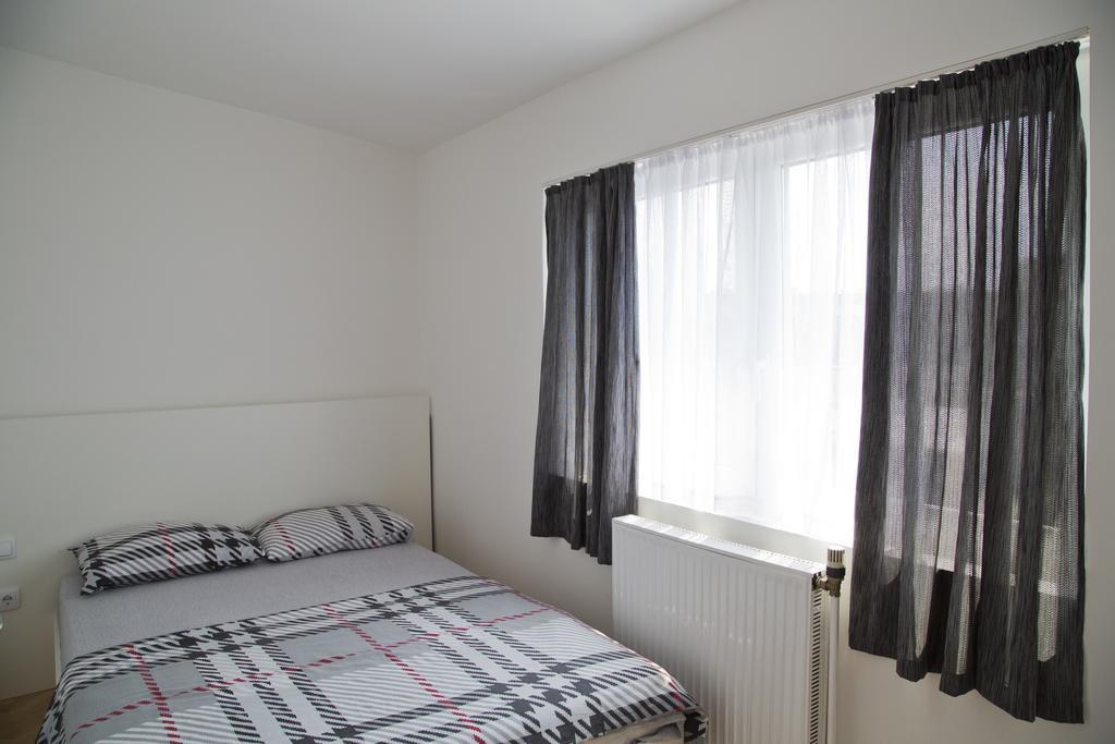 Mansarda Apartment Βελιγράδι Εξωτερικό φωτογραφία