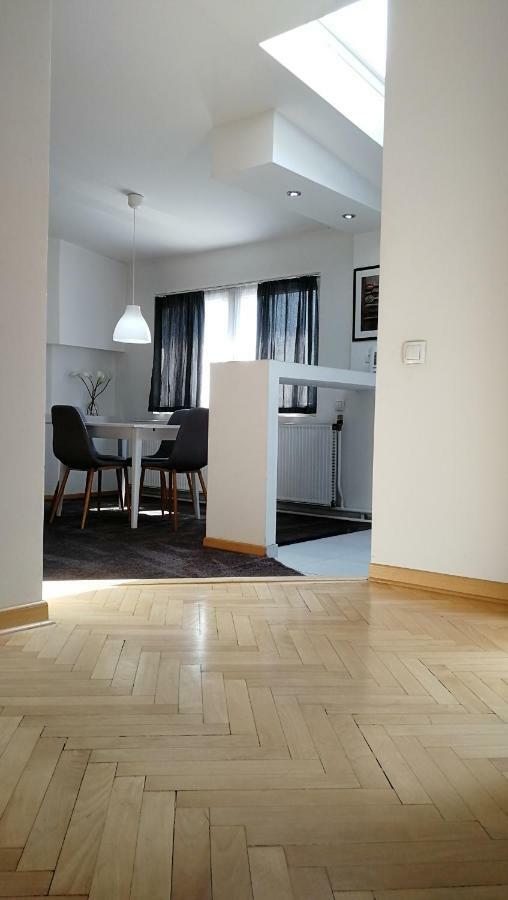 Mansarda Apartment Βελιγράδι Εξωτερικό φωτογραφία